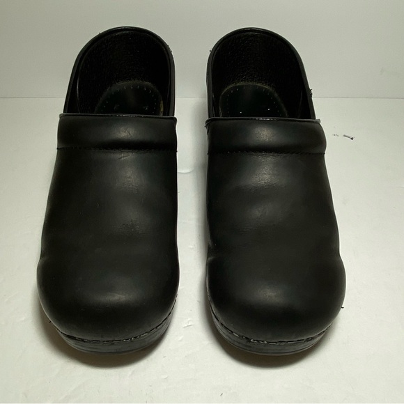 Dansko Women's Profesional Black Leather Comfort Clogs Women's Size 41 US 10.5 - Picture 1 of 12